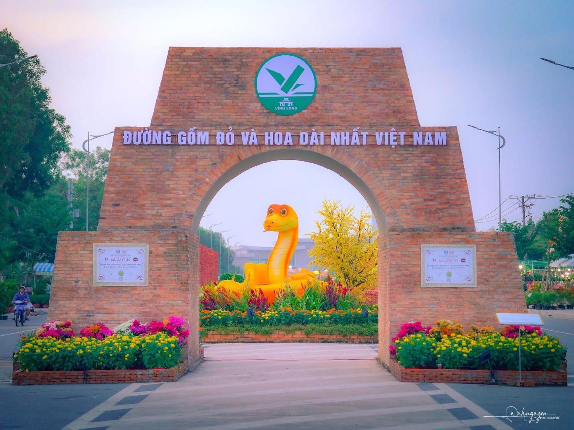 Khach San Ngu Long Hai Vĩnh Long Exterior foto