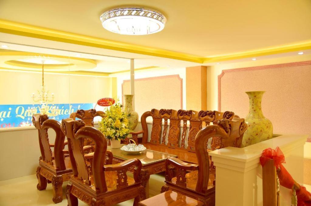 Khach San Ngu Long Hai Vĩnh Long Exterior foto